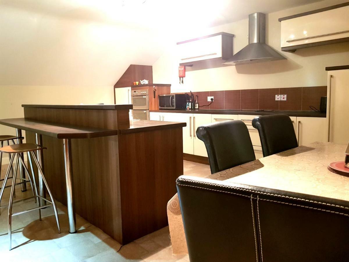 Ethan House Holiday Suites Killarney Ngoại thất bức ảnh