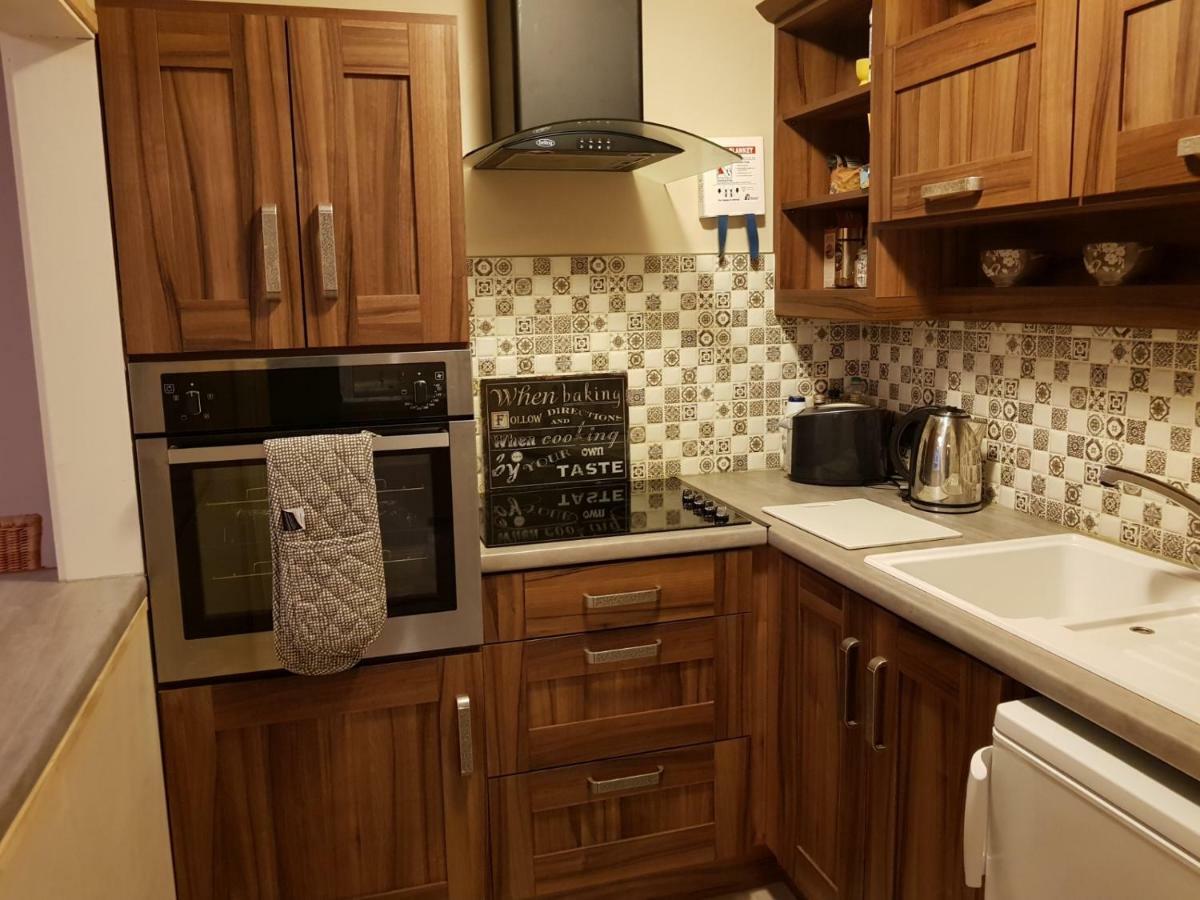 Ethan House Holiday Suites Killarney Ngoại thất bức ảnh